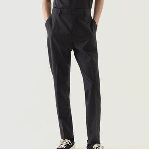 Like New! Men's COS SolidBlack Dressy StripeLined Pleated Tapered Pants Size 34R